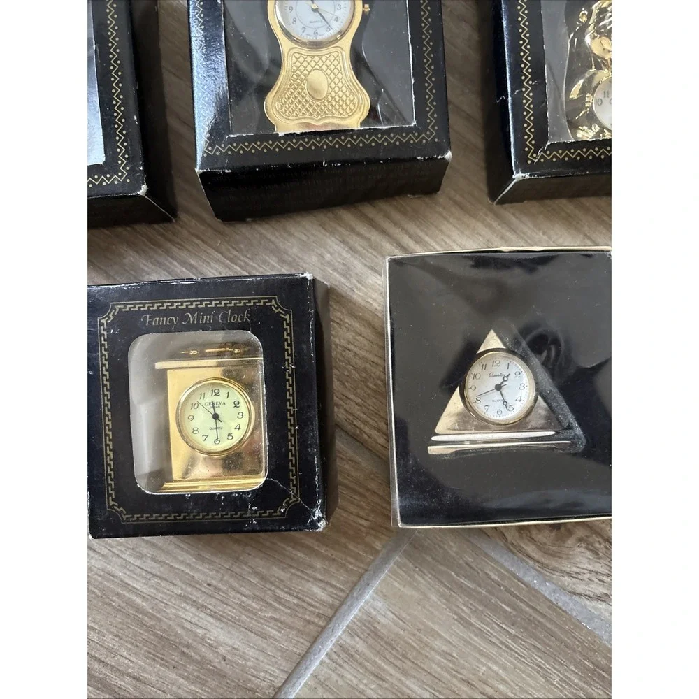 5-Miniature Clock Lot Taurus, Lion, Mantel Clock Needs Battery New In Packaging